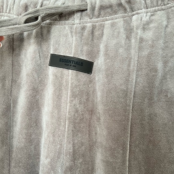 Fear of God Essentials cotton blend velour sweatpants - Picture 5 of 6